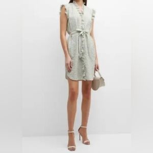 Finley "Amber" seersucker dress with ruffle trim. Excellent like new.